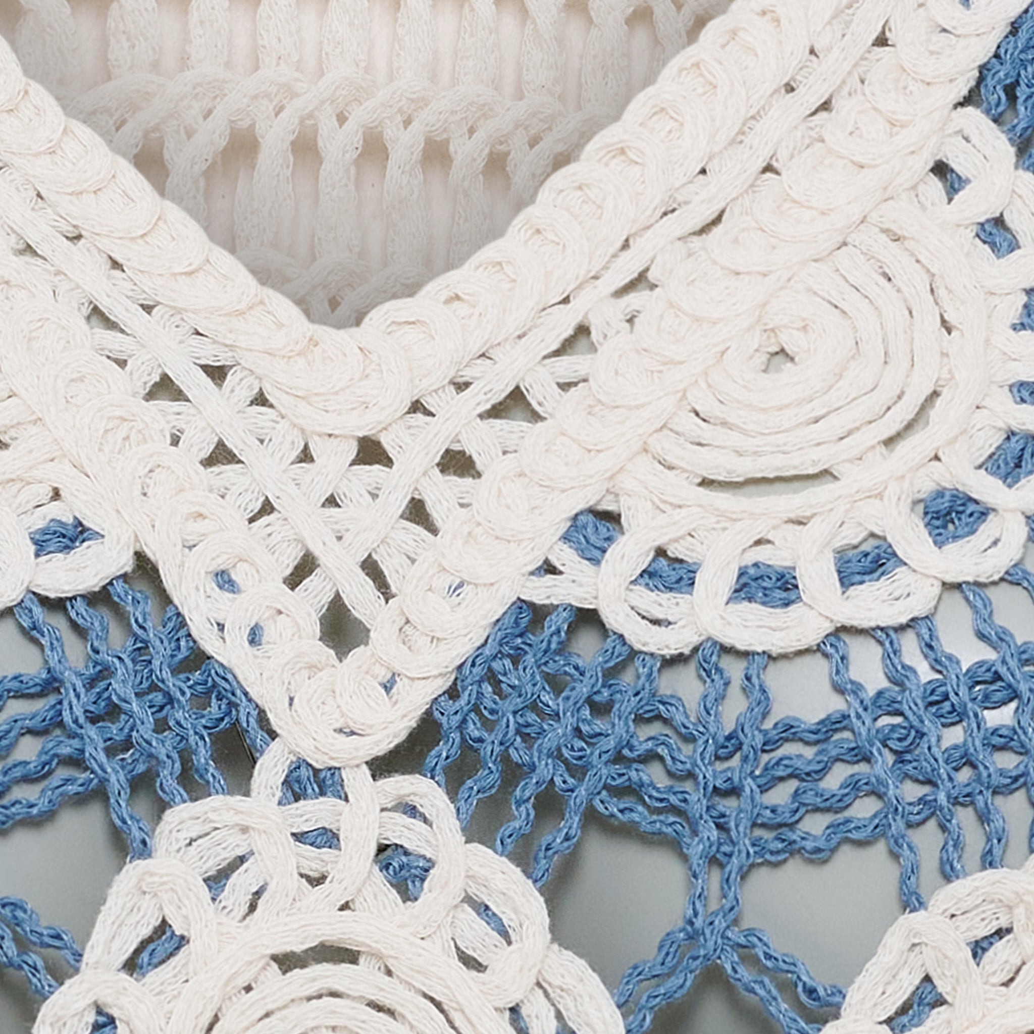 Mikaela Blus – Luftig blus i Bohemisk Stil