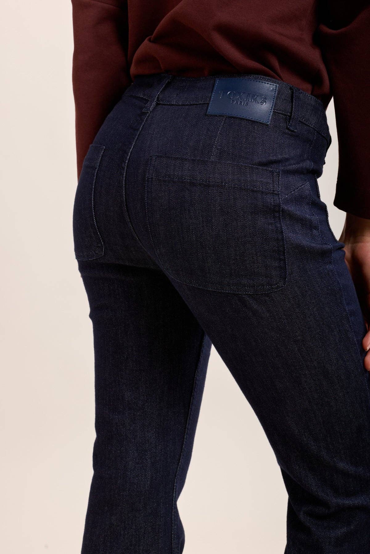 Toxik3 jeans med utsvängda ben och gyllene knappar: Bleu jean brut / 42