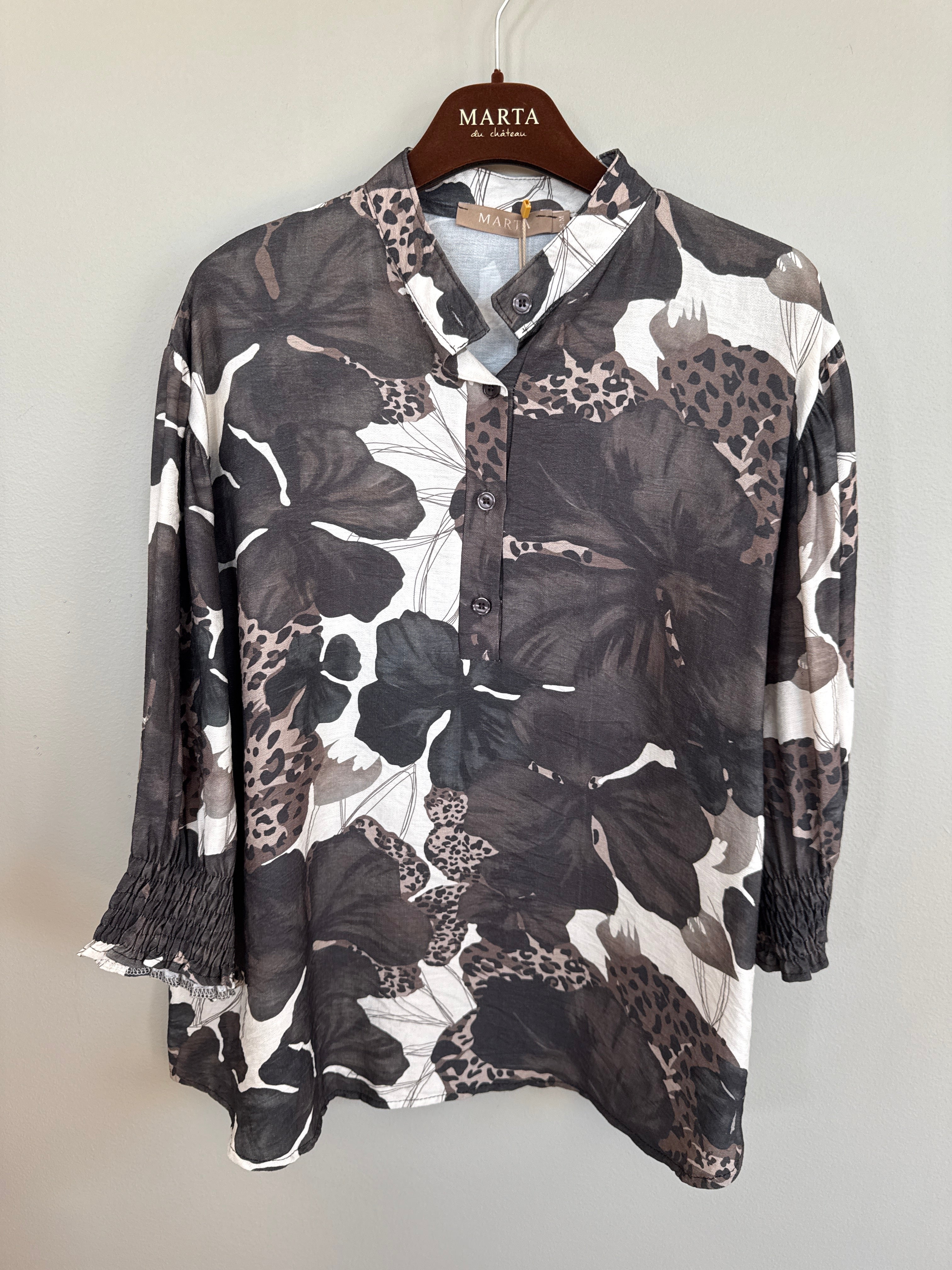Melisande Shirt – Blommig & Leopard Print