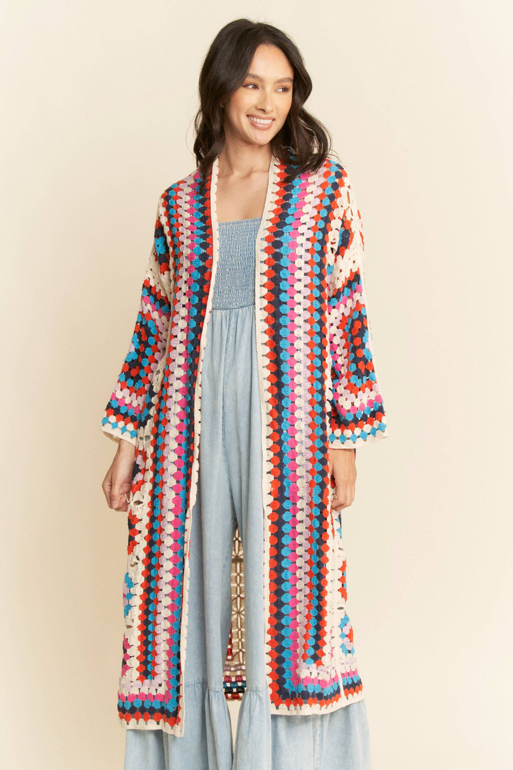 GRANNY SQUARE ÖPPEN MIDI VIRKAD STICKAD KOFTA