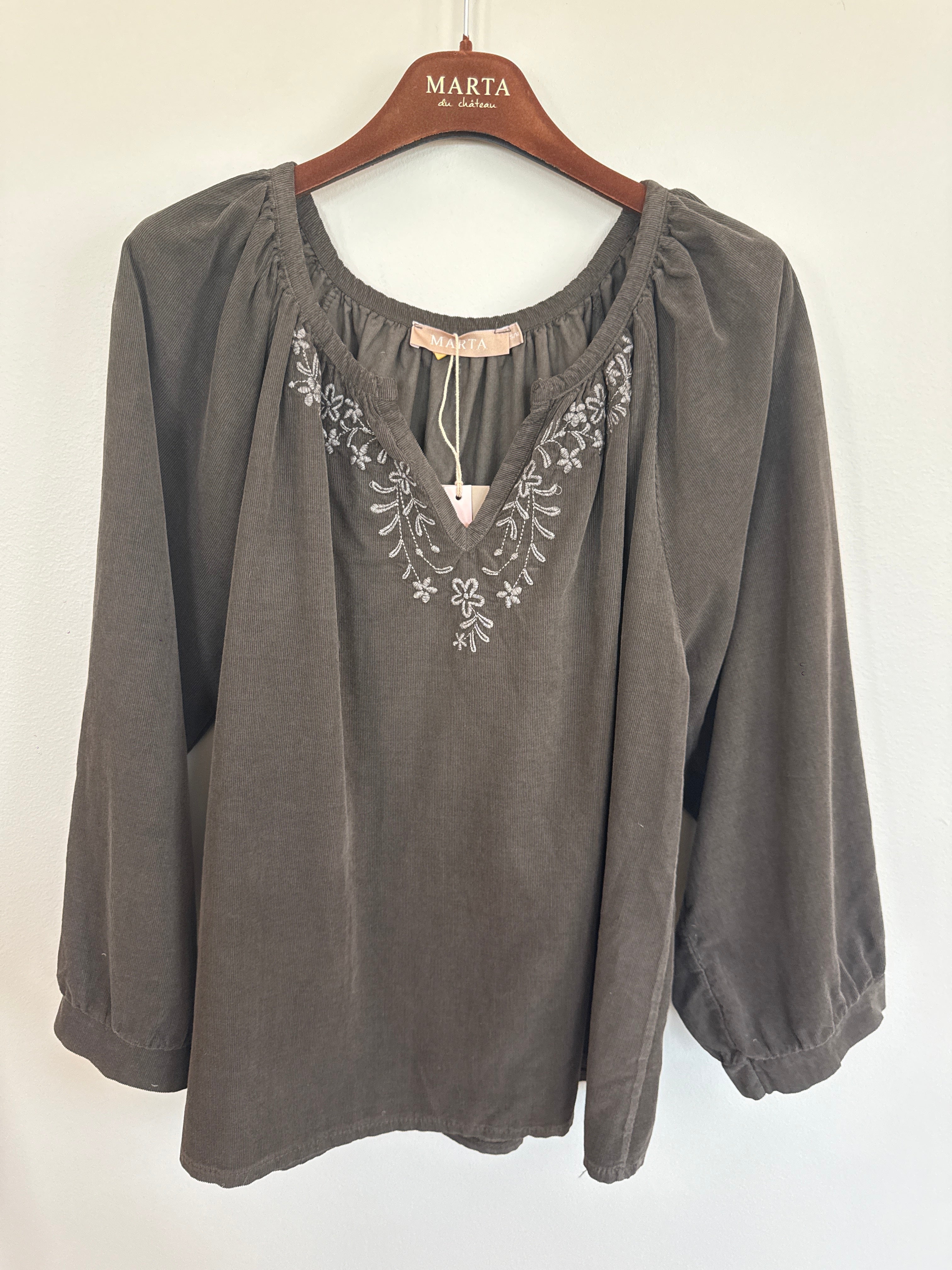Juniper Blouse – Broderad Boho-blus