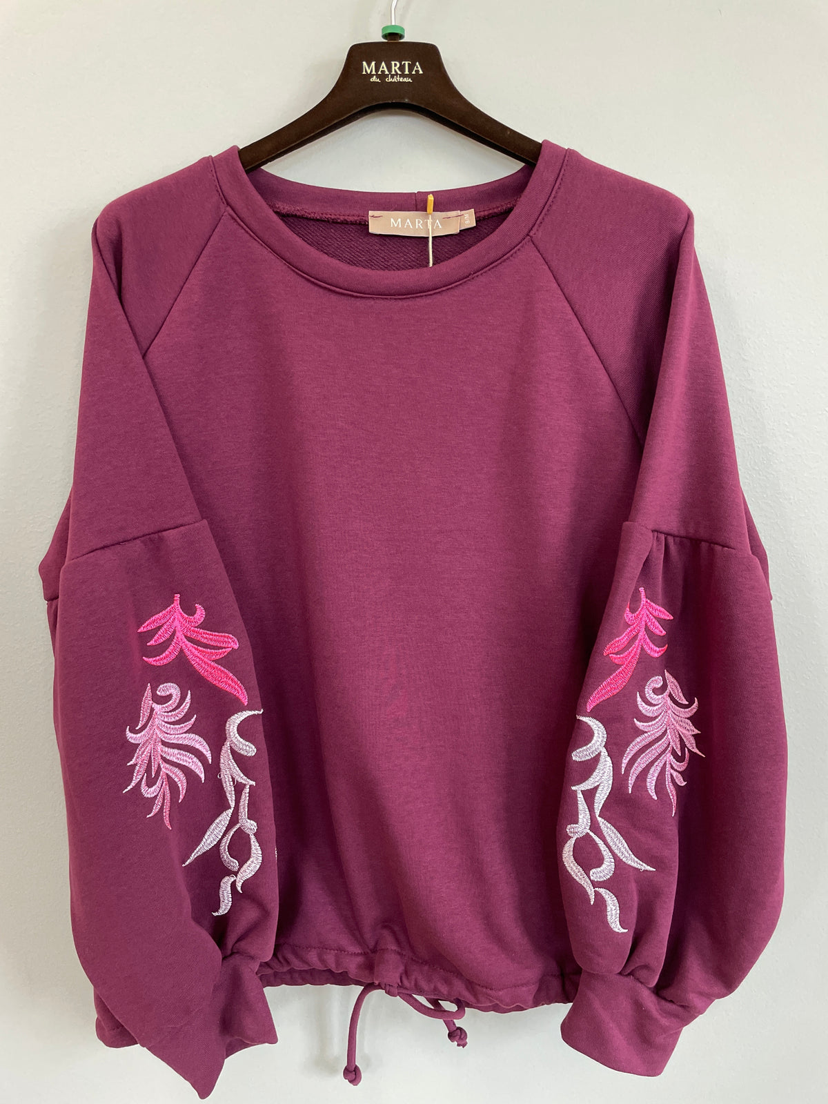 Marta du Chateau Luretta sweatshirt med broderade ärmar – plommon