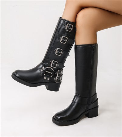 Höga boots med spännen - Marta du Chateau