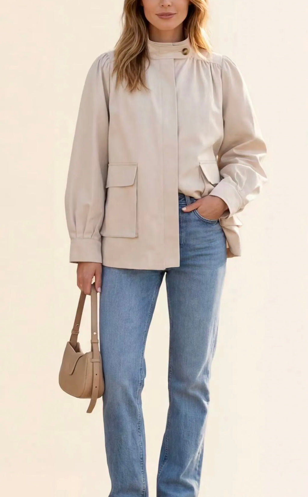 Exclusiv Jacket Ecru - Elegant Vår trench/jacka med Puffärmar