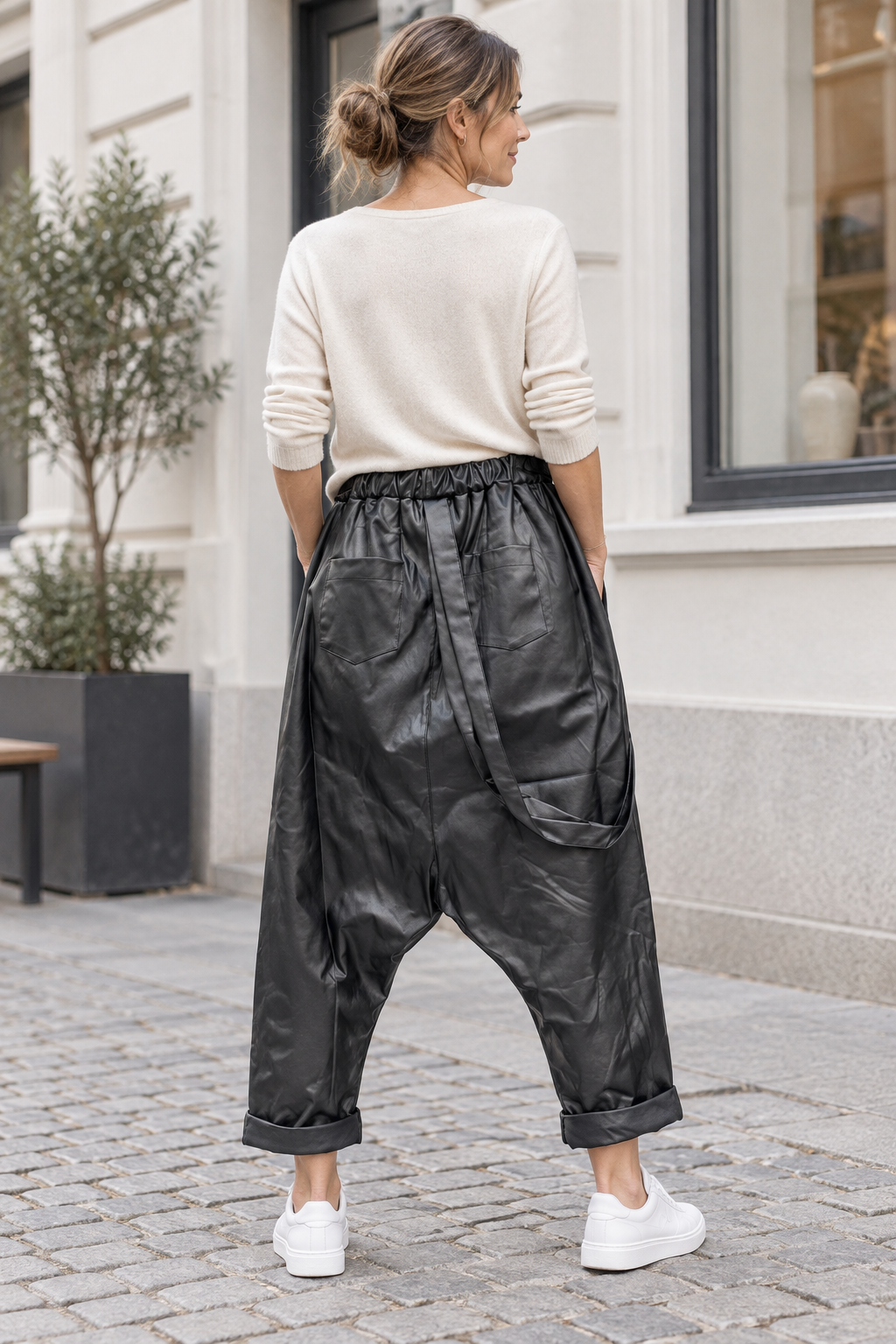 Valencia Baggy Pants – Trendiga byxor i skinnlook