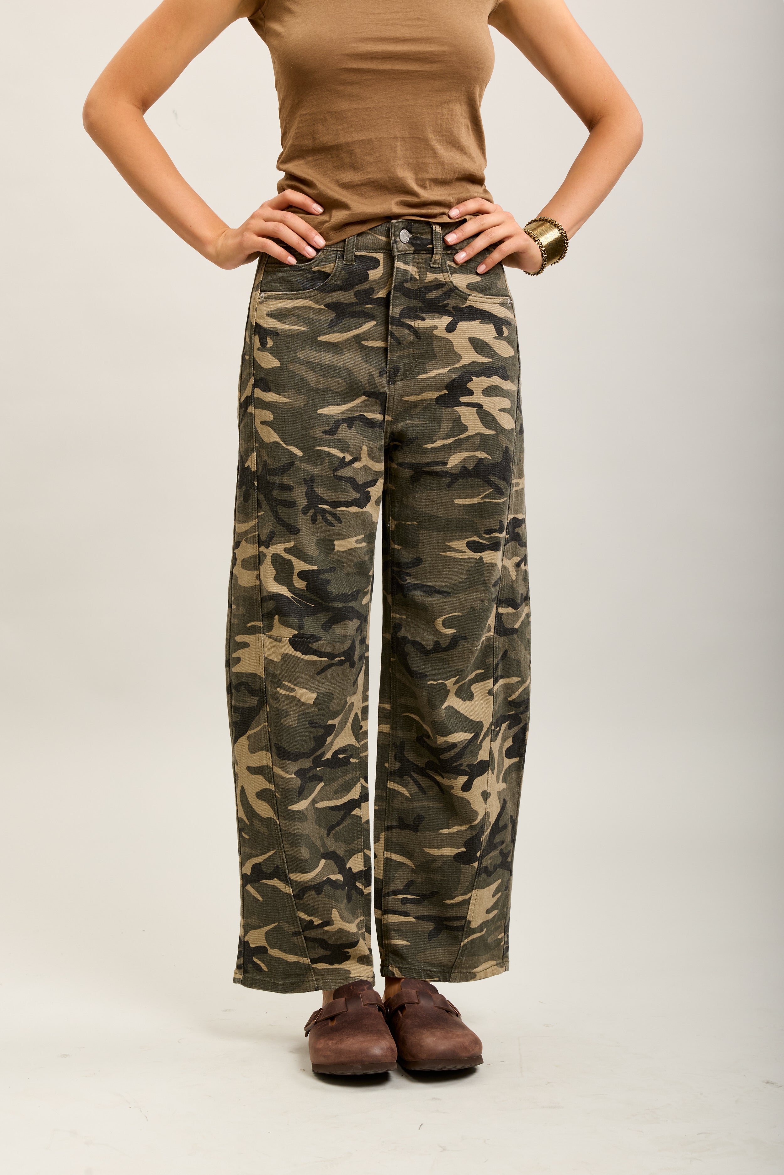 Barrel Camo Jeans
