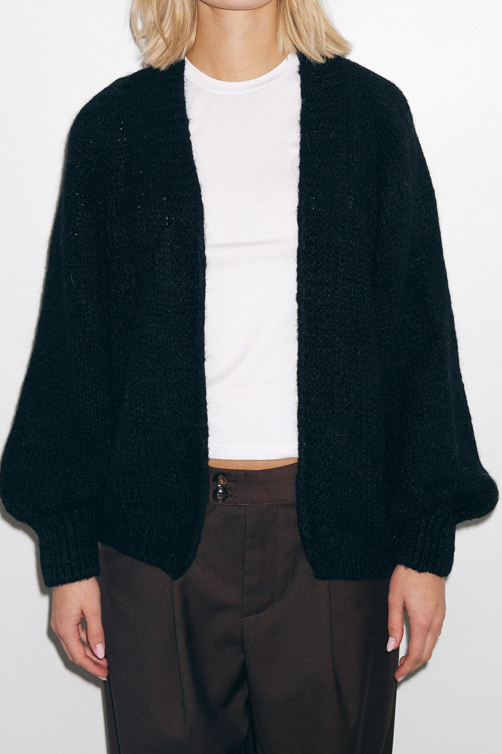 Fora knit Cardigan Svart