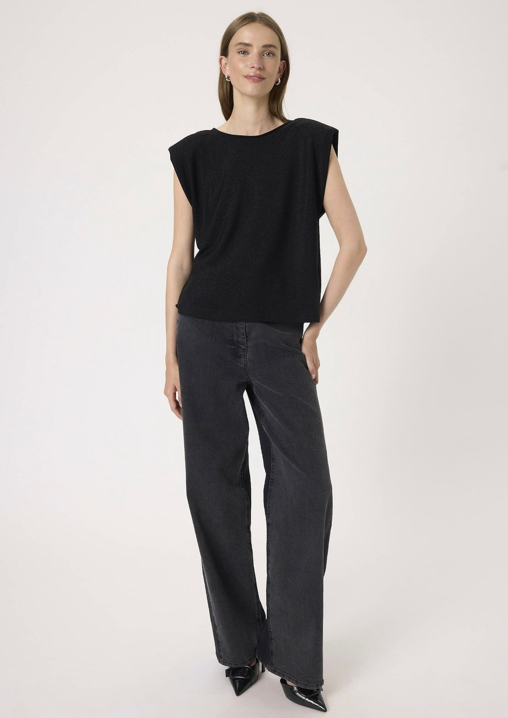 Skylara Tank Top Svart - Metallisk Festtopp Soaked in Luxury