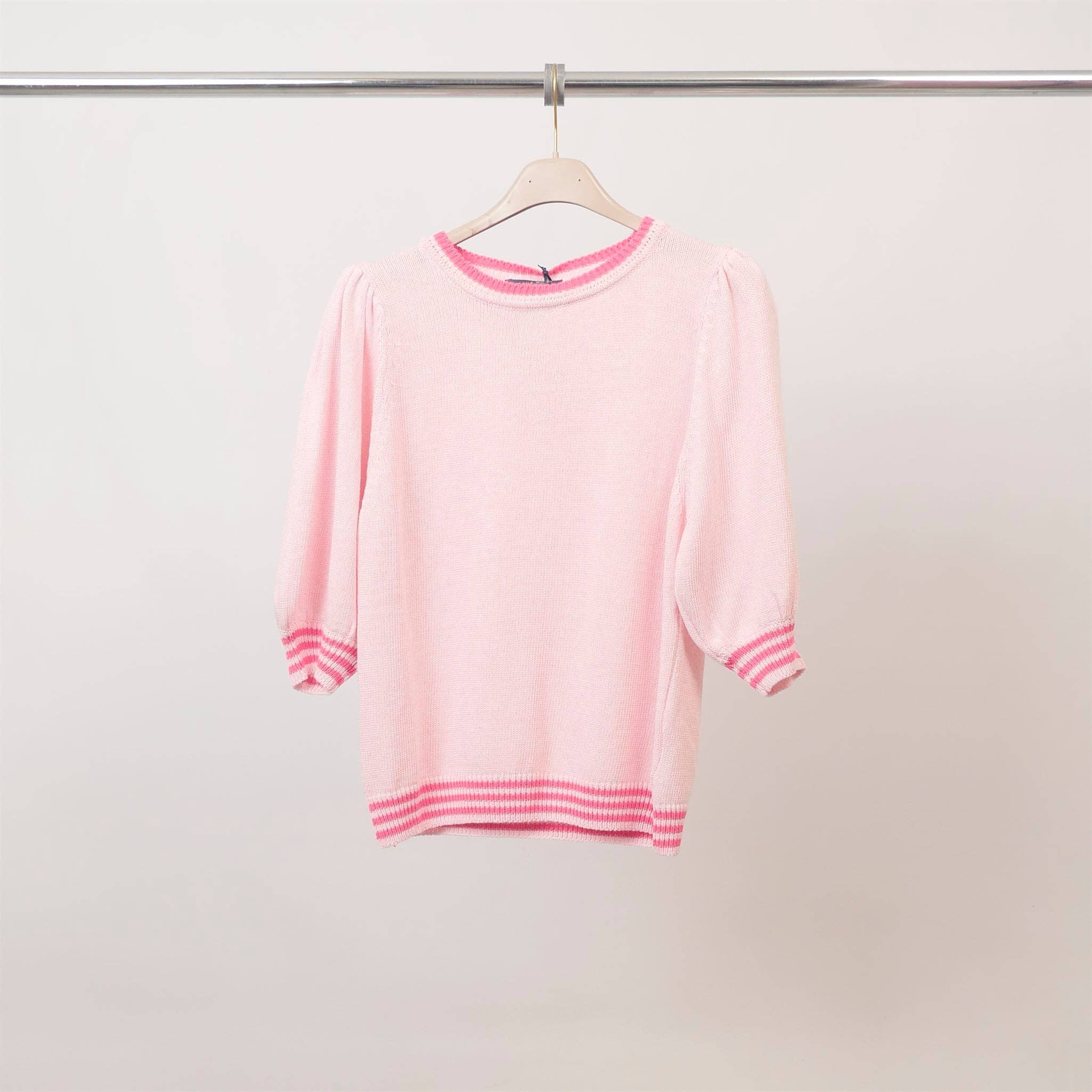 Retro Stickad Topp med Kontrastdetaljer