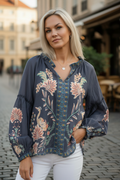 Blommig blus – detalj
