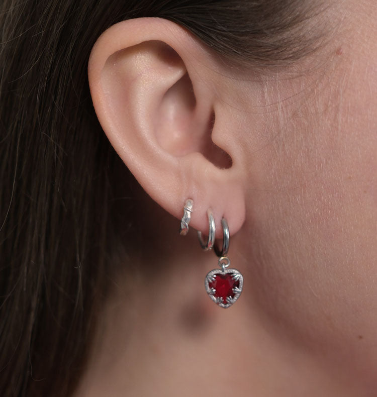 Claw heart red single earing - Stainless steel