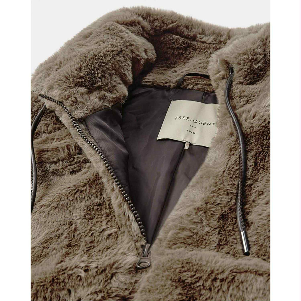 FqFony "fake fur" Jacket