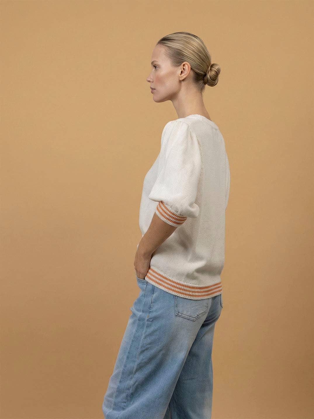 Retro Stickad Topp med Kontrastdetaljer