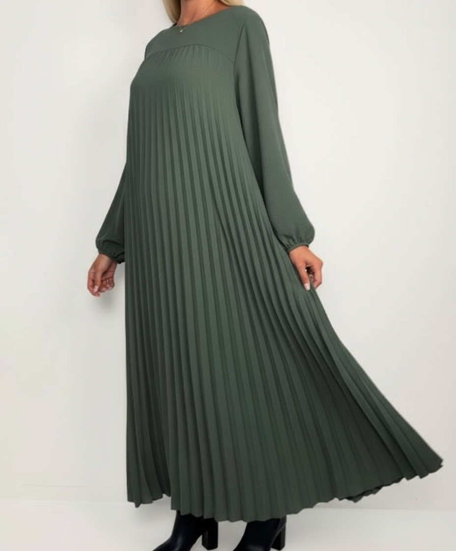 Plisserad klänning i grön