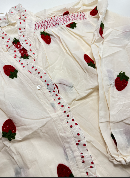 Strawberry Blouse - Vit Bomullsblus med Jordgubbsbroderi