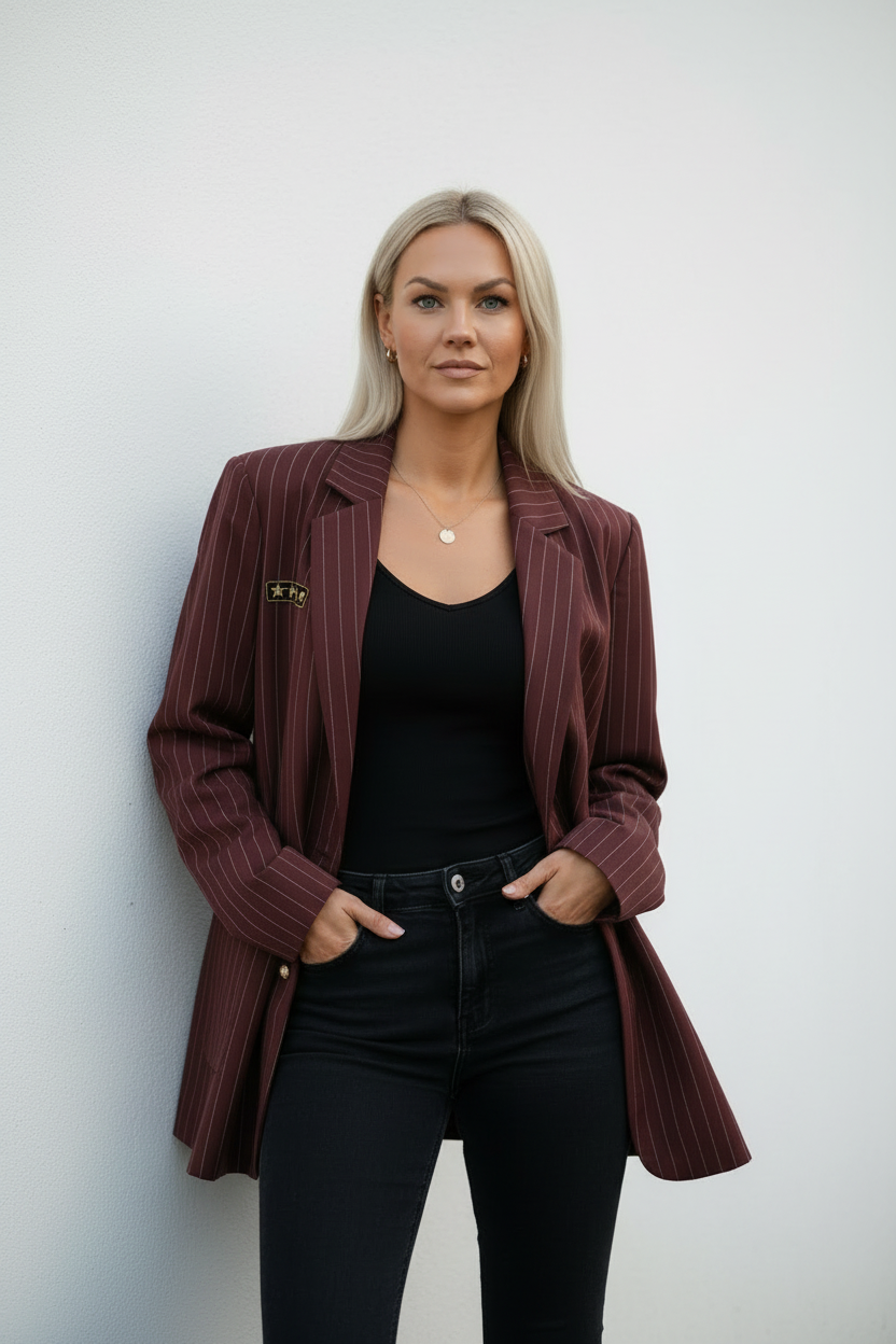 Jessy Blazer – Svarta jeans B