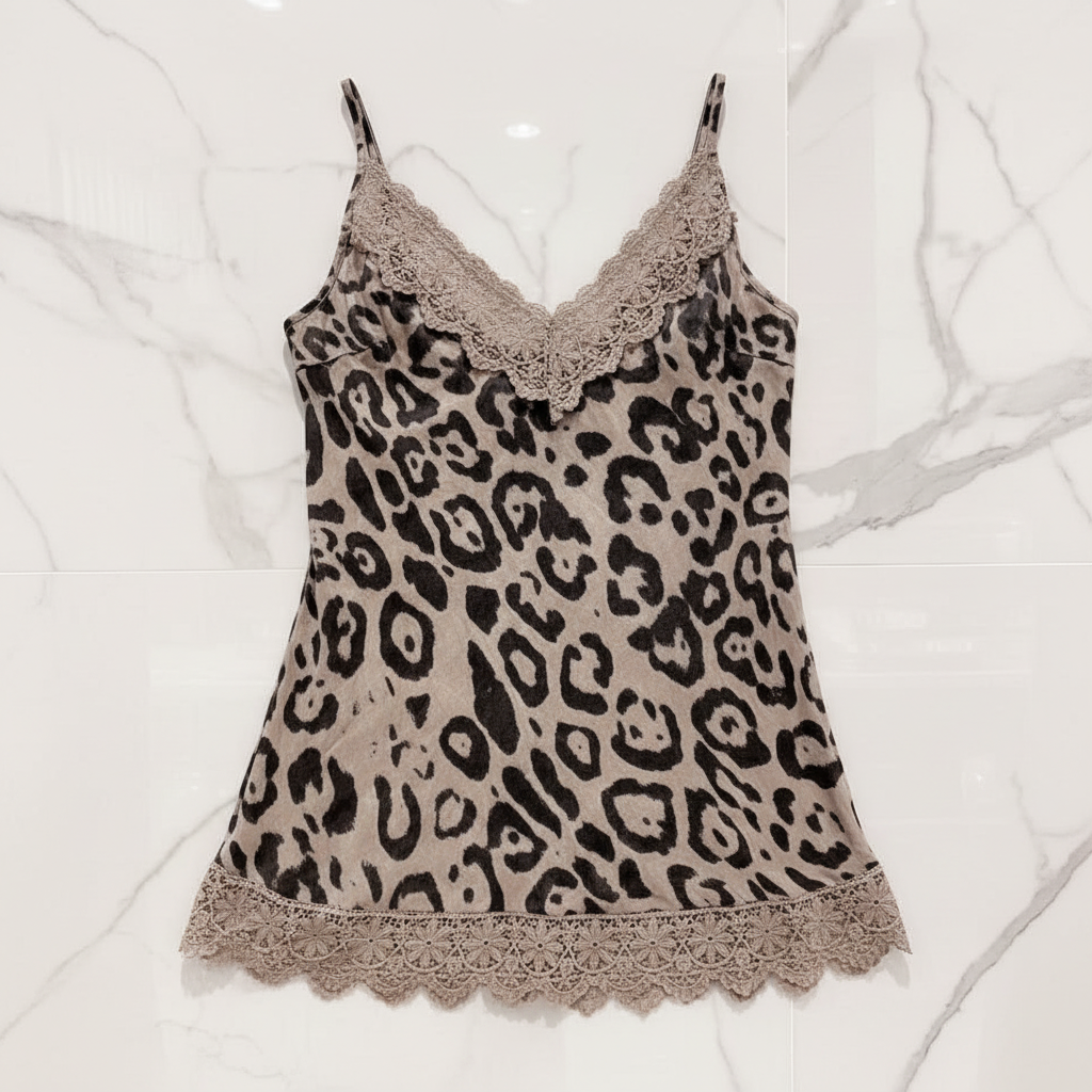 Leopard linne – flat lay