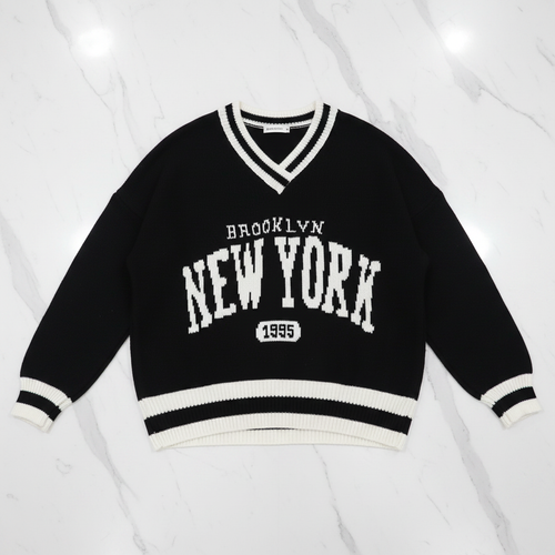 Produktbild flat lay – Brooklyn New York Sweater