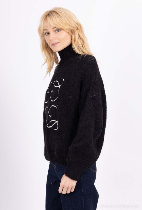 Embroidered Knitted Polo Shirt Élégance